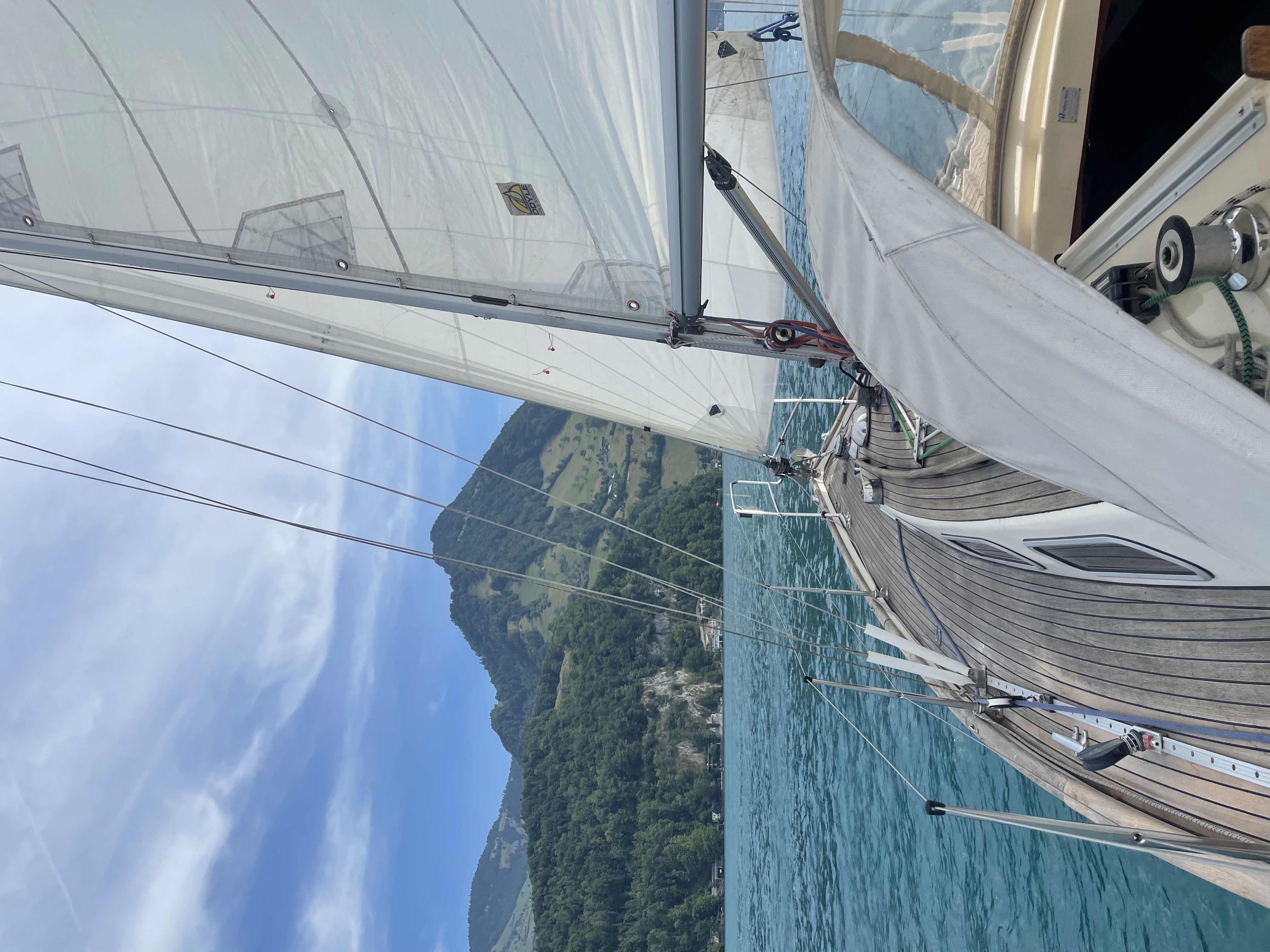 Gebrauchte Hallberg Rassy 29 – Seetaugliche Klassiker-Yacht vom Feinsten